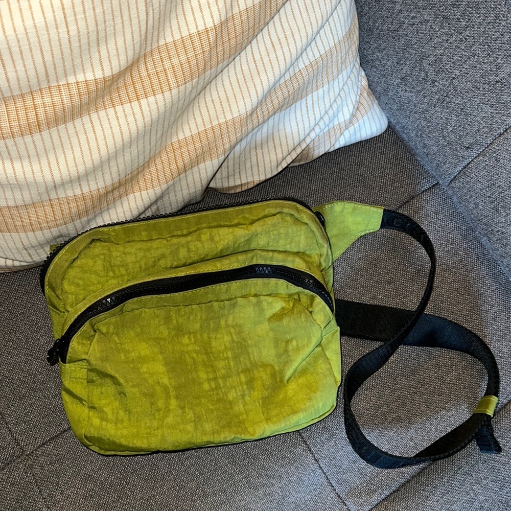 Baggu Fanny Pack in Avocado 🥑